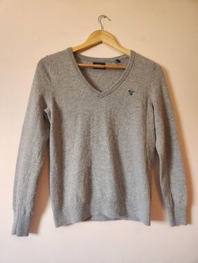 GANT Men's Extra Fine 100% Lambswool V-Neck Sweater Grey Melange Size M EUC